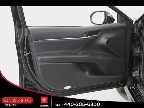Certified 2022 Toyota Camry XSE image 4