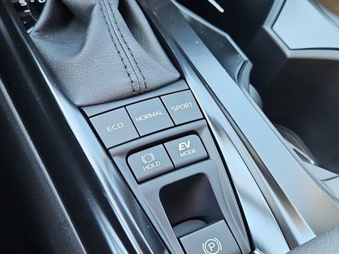 New 2026 Toyota Camry SE AWD/4WD image 11