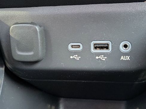 Used 2023 Chevrolet TrailBlazer LT image 25