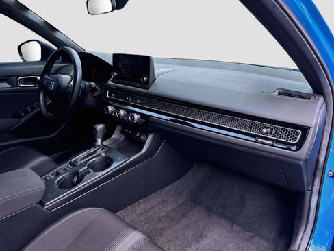 Certified 2024 Honda Civic Sport image 30