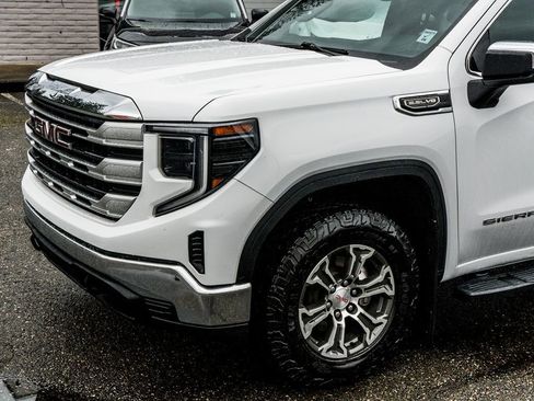 Used 2023 GMC Sierra 1500 SLE image 15