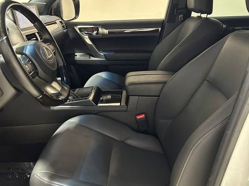 Used 2023 Lexus GX 460 Premium w/ Premium Package AWD/4WD image 10