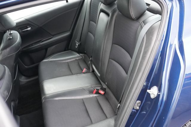 Used 2016 Honda Accord Sport image 14
