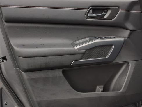 Used 2024 Nissan Pathfinder Rock Creek AWD/4WD image 15