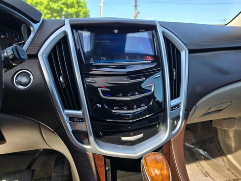 Used 2014 Cadillac SRX Luxury w/ Driver Awareness Package FWD image 29