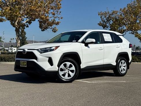 Used 2024 Toyota RAV4 LE image 2