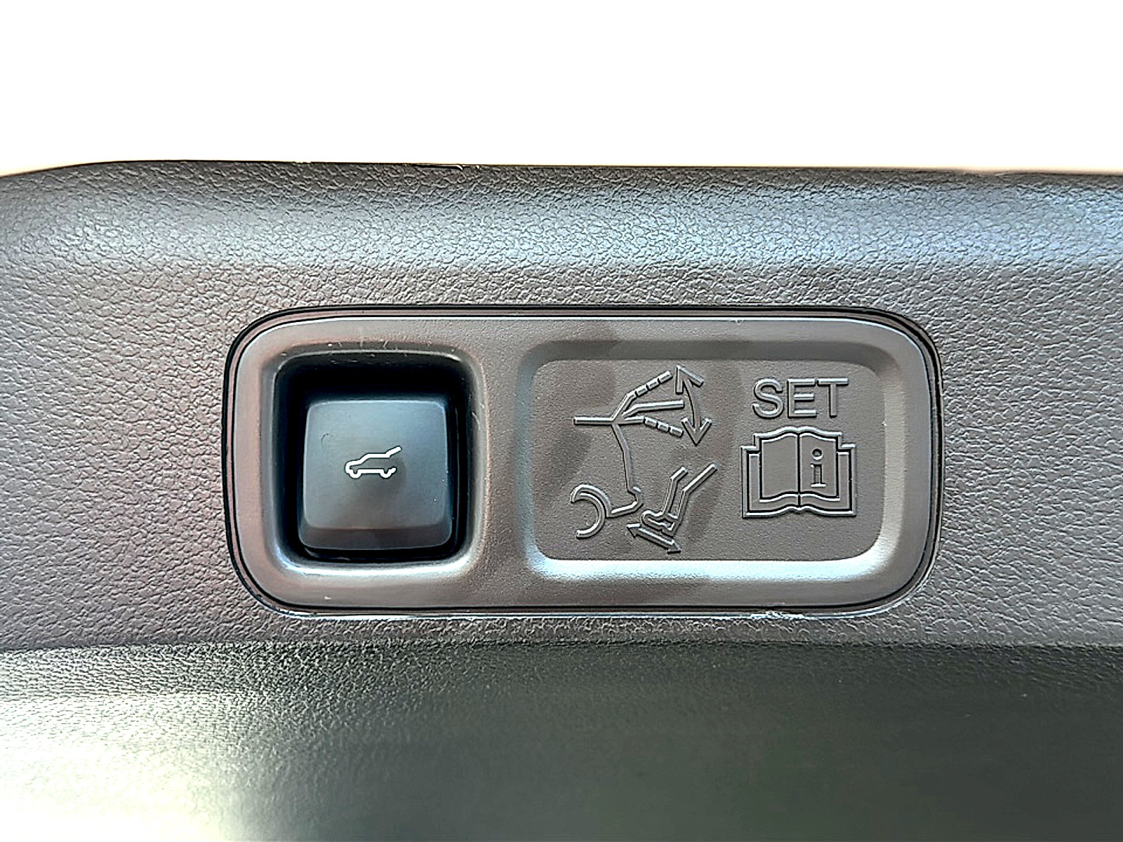 Used 2022 Lincoln Navigator Reserve RWD image 26