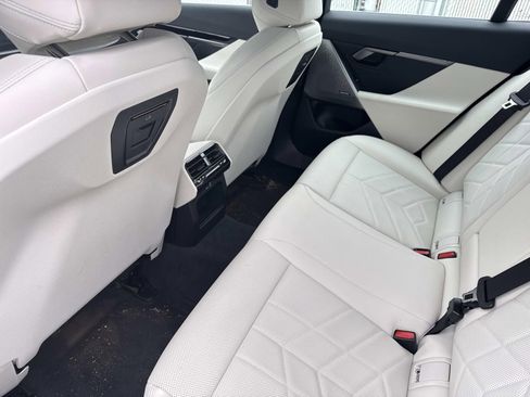 New 2025 BMW 530i xDrive AWD/4WD image 14