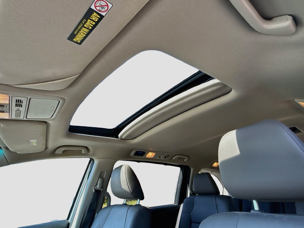 Used 2012 Honda Odyssey EX-L image 27