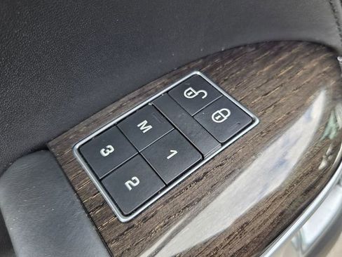 Used 2019 Land Rover Range Rover Sport Supercharged AWD/4WD image 34