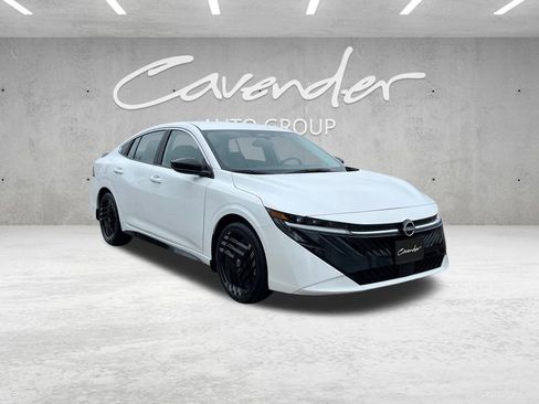 New 2026 Nissan Sentra SR image 2