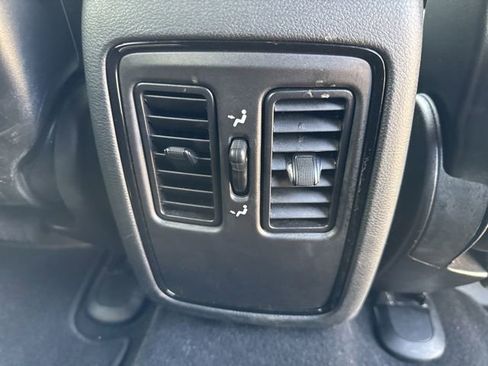 Used 2025 Dodge Durango GT AWD/4WD image 24