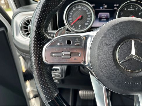 Used 2019 Mercedes-Benz G 63 AMG 4MATIC w/ Parking Package image 32