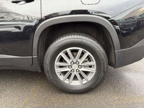 Certified 2023 Chevrolet Traverse LT image 9