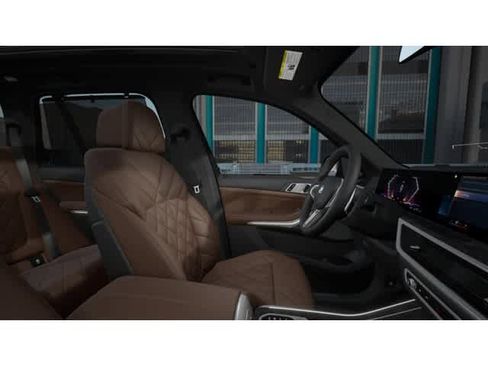 New 2026 BMW X5 sDrive40i image 9