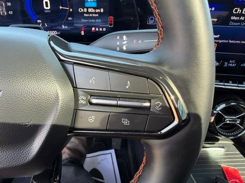 Certified 2025 Chevrolet Blazer EV SS image 27