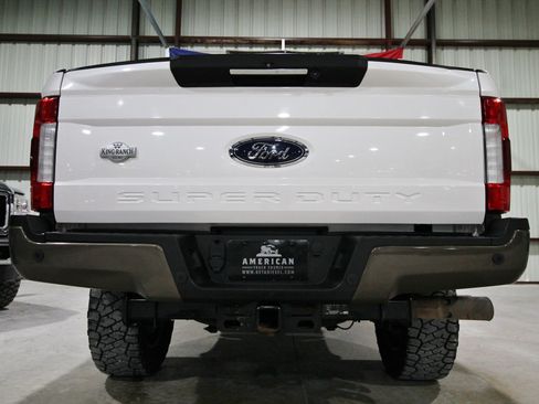 Used 2017 Ford F250 King Ranch w/ King Ranch Ultimate Package AWD/4WD image 9