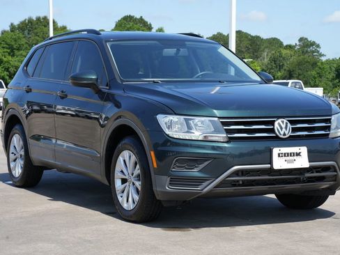 Used 2019 Volkswagen Tiguan S FWD image 2
