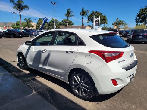 Used 2016 Hyundai Elantra GT w/ Option Group 02 image 5