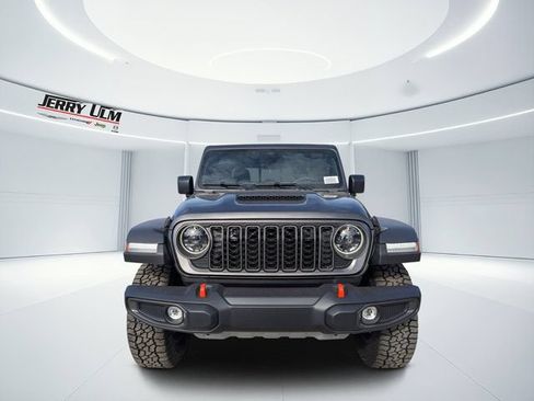 New 2026 Jeep Gladiator Mojave w/ Safety Group AWD/4WD image 8