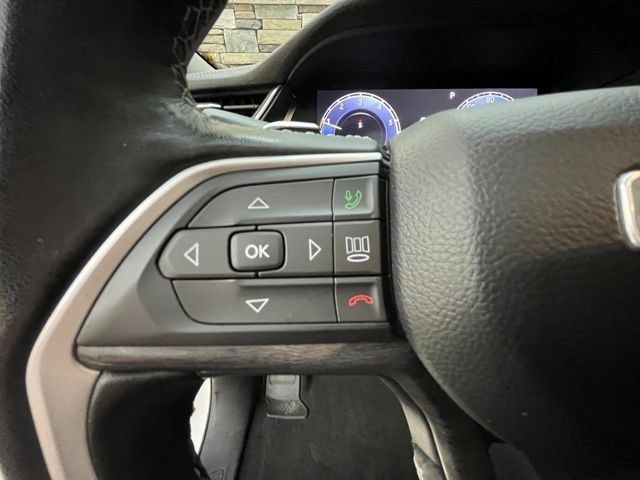 Used 2022 Jeep Grand Cherokee Limited AWD/4WD image 20