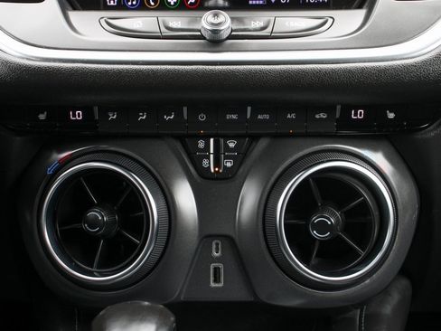 Used 2022 Chevrolet Blazer LT image 31