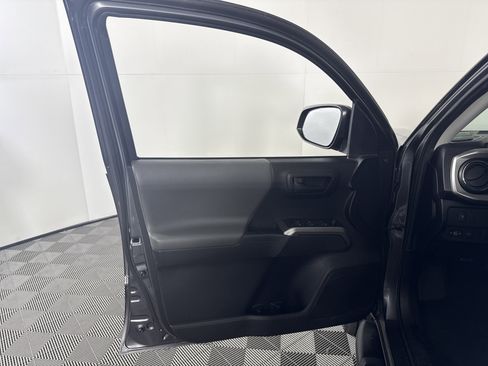 Used 2021 Toyota Tacoma SR5 image 13