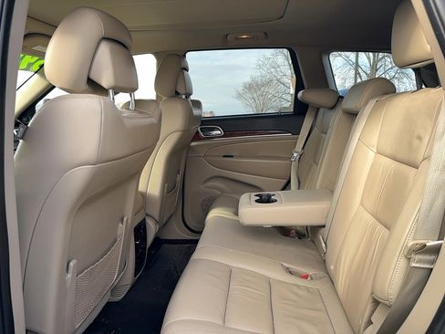 Used 2013 Jeep Grand Cherokee Limited image 8