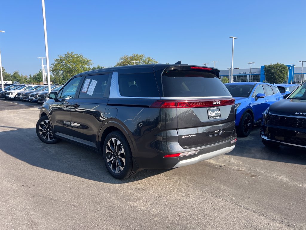 Certified 2024 Kia Carnival EX FWD image 6