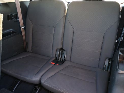 Used 2020 Kia Sorento LX image 20