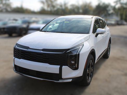New 2026 Kia Sportage LX FWD image 15