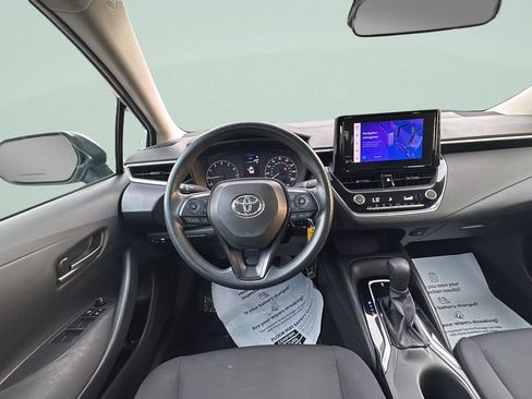 Used 2024 Toyota Corolla LE FWD image 12