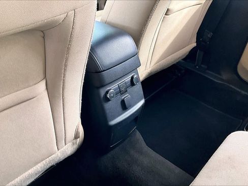 Used 2017 Ford Explorer FWD image 33