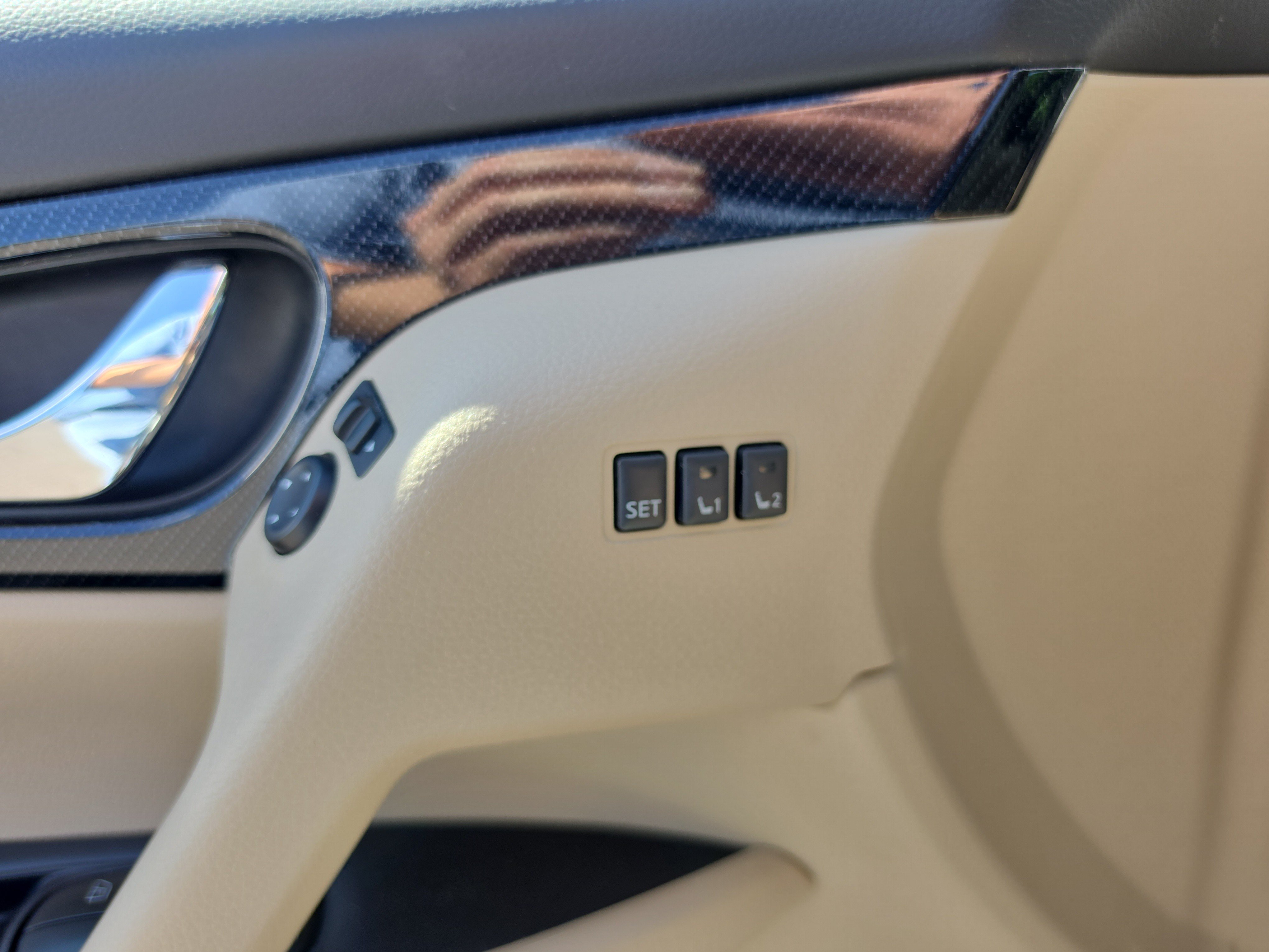Used 2019 Nissan Rogue SL AWD/4WD image 18