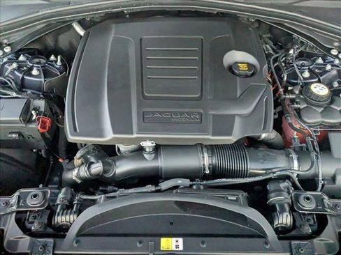 Used 2024 Jaguar F-PACE R-Dynamic S image 25