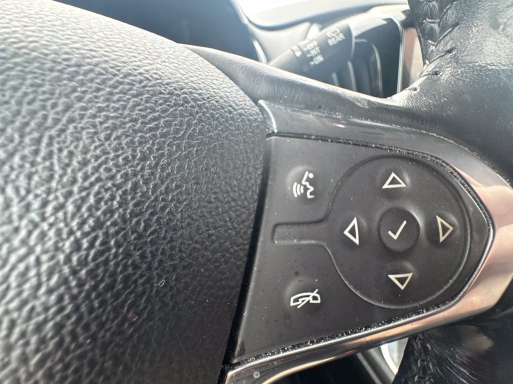 Used 2019 Chevrolet Traverse LT FWD image 30