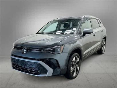 Certified 2025 Volkswagen Taos SE