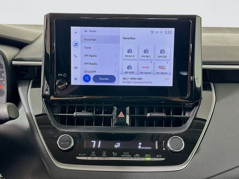 Used 2024 Toyota Corolla LE image 21