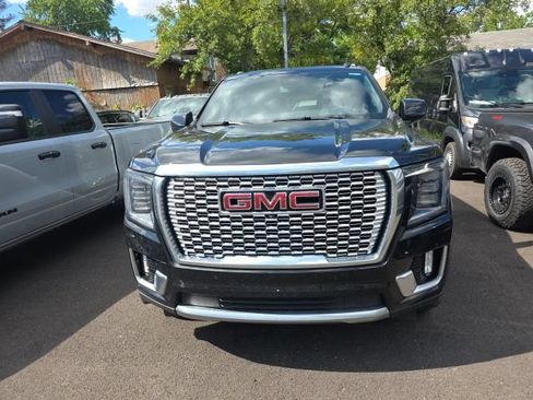 Used 2024 GMC Yukon Denali AWD/4WD image 2