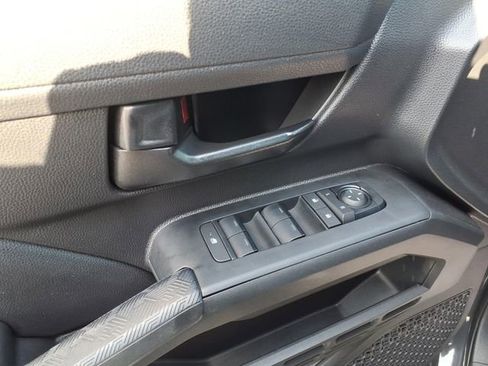 Used 2024 Toyota Tacoma SR5 image 12