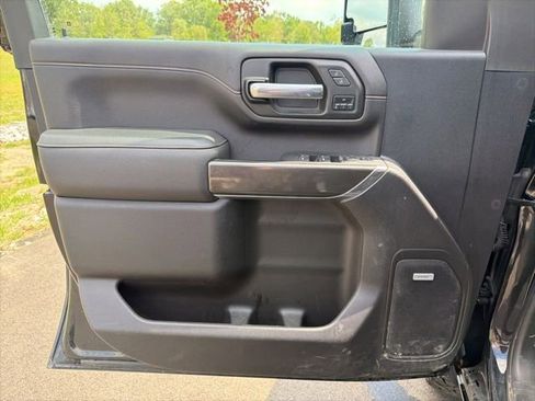 Used 2022 GMC Sierra 2500 AT4 w/ AT4 Premium Plus Package AWD/4WD image 28
