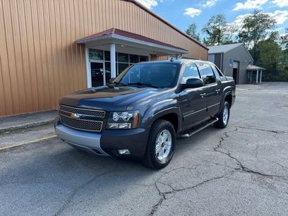 Used 2010 Chevrolet Avalanche LT w/ Luxury Package