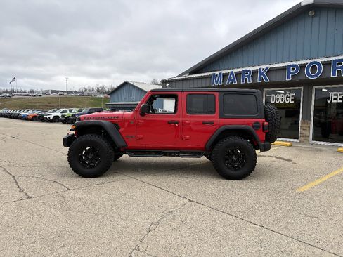 Used 2018 Jeep Wrangler Unlimited Rubicon image 2