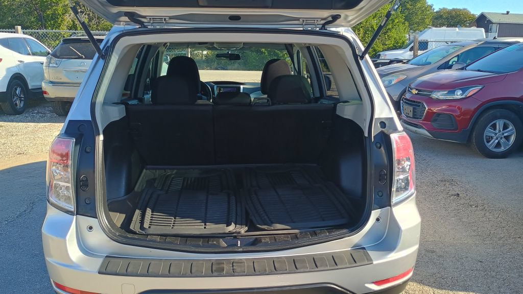 Used 2010 Subaru Forester 2.5X AWD/4WD image 24