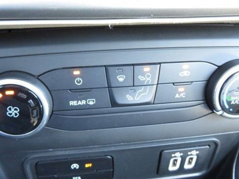 Certified 2020 Ford EcoSport S image 14