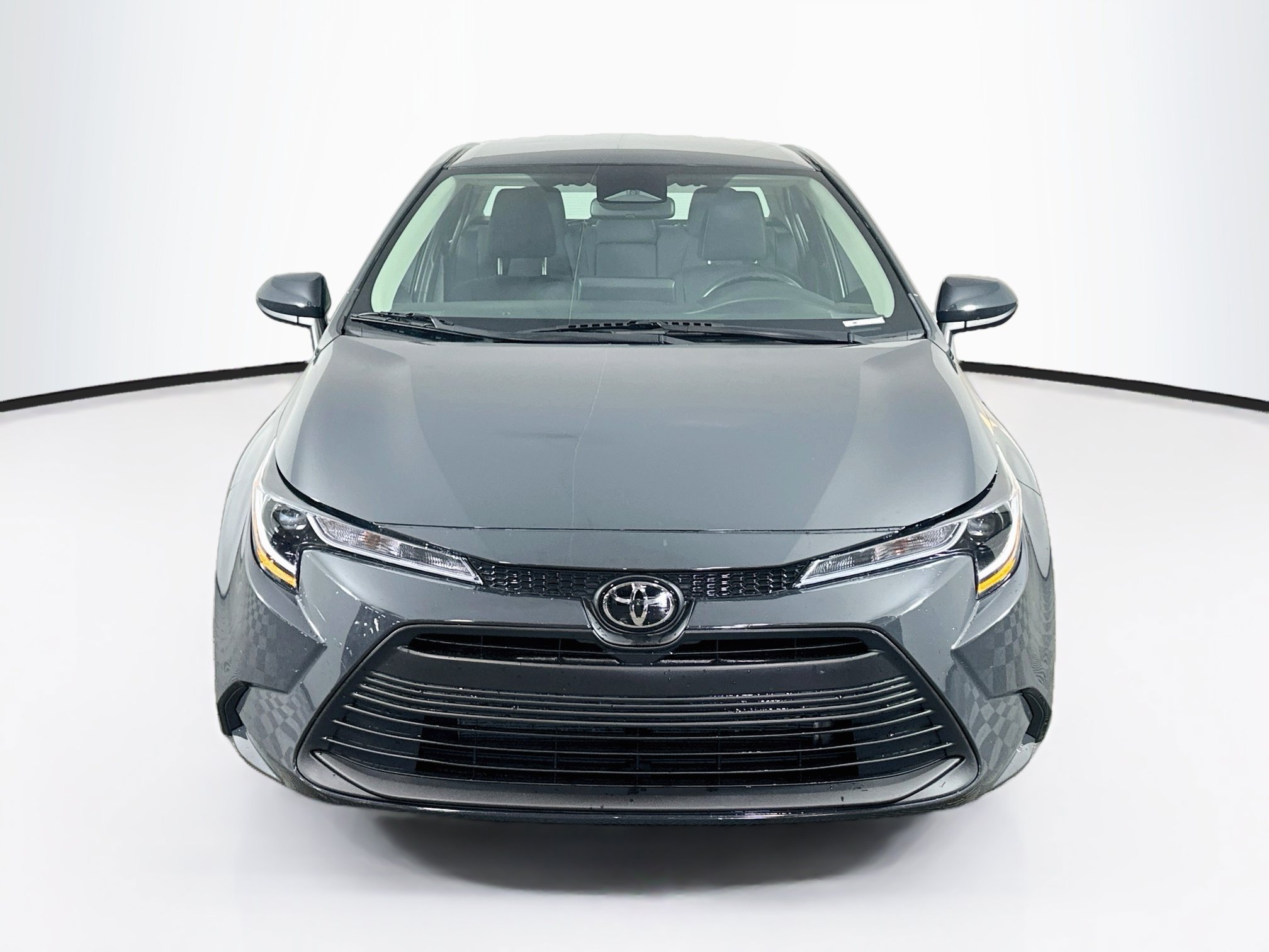 Used 2026 Toyota Corolla LE FWD image 2