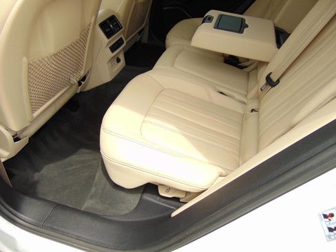 Used 2022 Audi Q5 2.0T Premium Plus w/ Premium Plus Package image 9