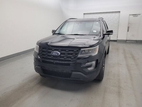 Used 2016 Ford Explorer Sport w/ Equipment Group 401A AWD/4WD image 15