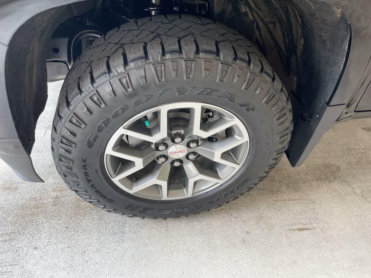 Used 2022 GMC Canyon AT4 w/ Trailering Package AWD/4WD image 10