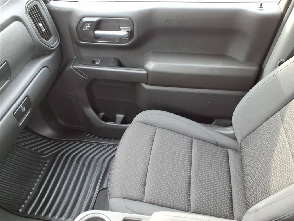 Used 2026 Chevrolet Silverado 1500 W/T AWD/4WD image 34